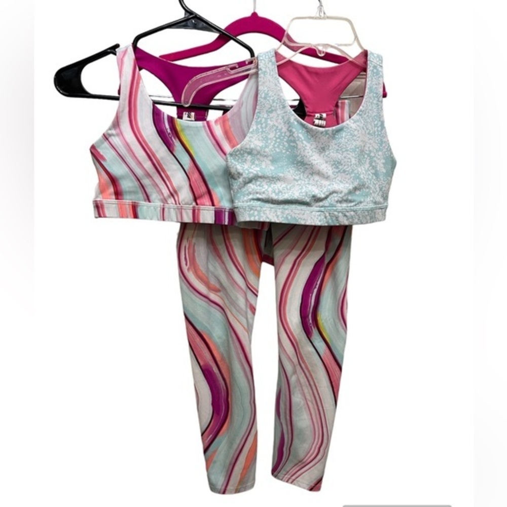 EUC Youth Girls Avia 4 piece dance/workout outfit size 7/8